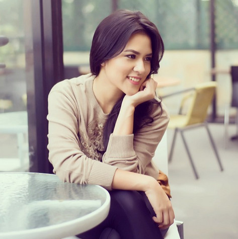 Kagum, Titi DJ Tonton Konser Raisa Andriana