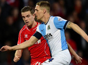 Jordan Henderson Dipastikan Absen Kontra Manchester United