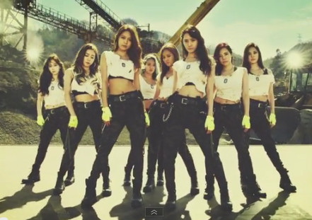 SNSD Rilis Video Klip 'Catch Me If You Can' Versi Korea