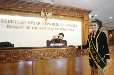 Pesona Ayu Calon Menantu Presiden Jokowi