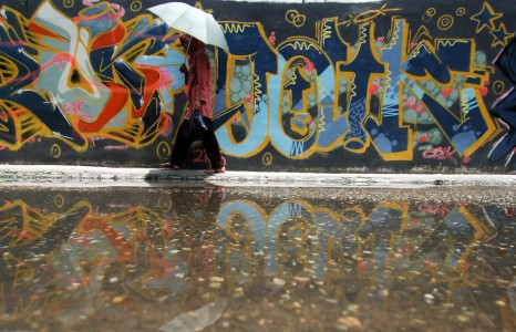 Seniman 'Streeat Art' Memperindah Tembok Kota Tua dengan Grafiti