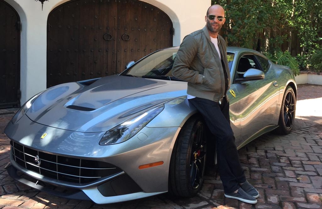 Aktor Fast and Furious 7 Kepincut Ferrari F12 Berlinetta