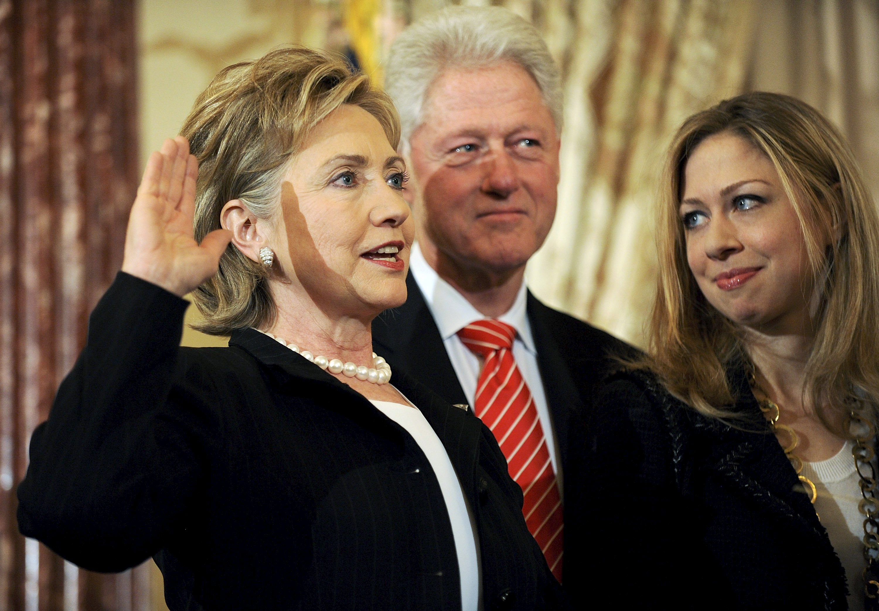 Hillary Clinton Resmi Jadi Calon Presiden AS 2016