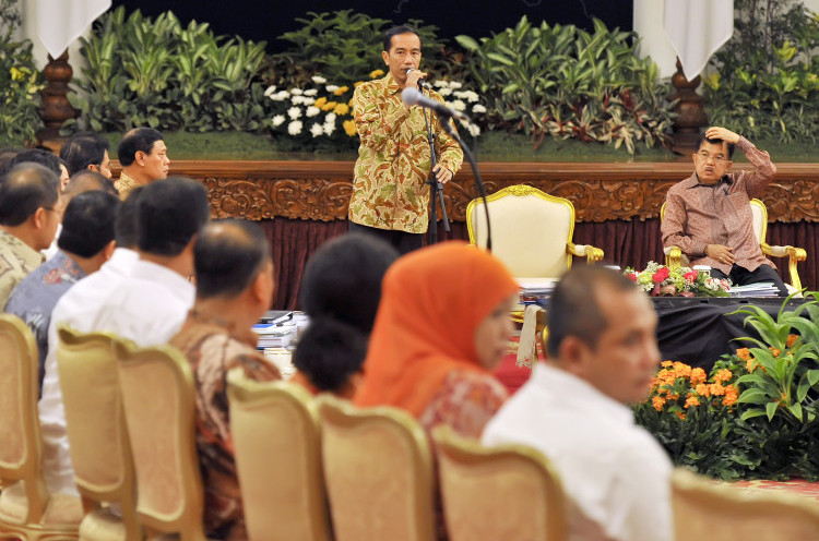 Jokowi Baweli Menterinya soal Pengungsi Sinabung