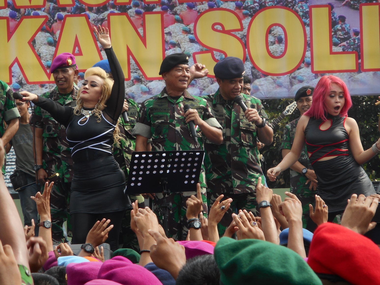 Jadi Simpanan Pejabat, Godaan Terbesar Lia 3 Serigala 