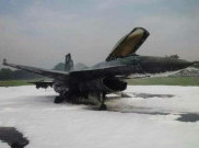 Pilot Pesawat F-16 yang Terbakar di Lanud Halim Perdanakusuma Selamat 