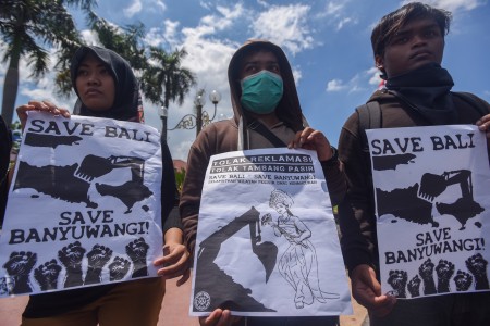 Nelayan Pesisir Muncar Desak Tolak Tambang Pasir Laut