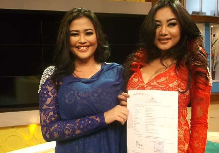 Mau Naik Haji, Duo Srigala Tunggu Seksi Hilang