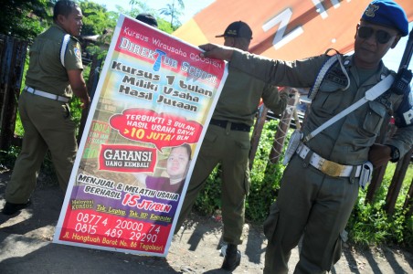 Satpol PP DKI Jakarta Ancam Tutup Tempat Hiburan Malam yang Buka di Malam Takbiran