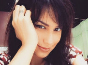 Sophia Latjuba Pasang Foto Mesra Bareng Ariel