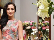 Majalah dan Instagram, Inspirasi Fashion Atiqah Hasiholan