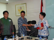 Titiek Soeharto Raih  Award 'The Strong Woman Who Humble'