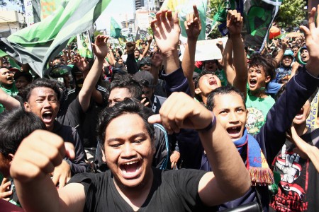 Kemenpora Minta Suporter Pahami Kesepakatan Damai