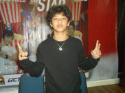 Film Pendek Bastian Steel di Album 'Kids From The Star'