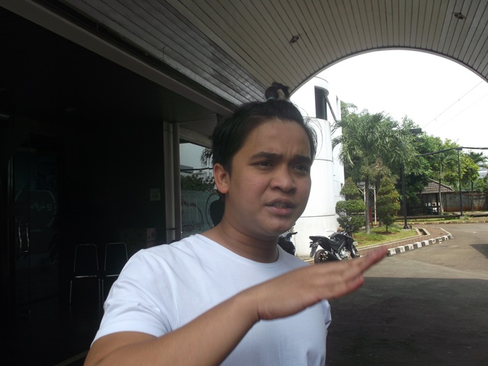 Komentar Billy Soal Makam Olga yang Bercahaya
