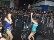 Cukup dengan Uang Rp500 Ribu Bisa Panggil Lady Wash