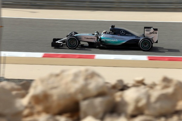 F1 Bahrain: Hamilton Mendominasi Selama Latihan Bebas dan Kualifikasi