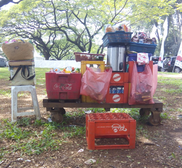 KAA: Pedagang Asongan Dikejar-kejar Petugas