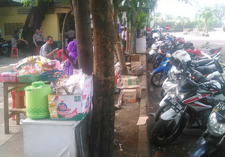 Setiap Hari, PKL KAA Raup Keuntungan Rp300 Ribu