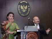 Menteri Susi Pudjiastuti Akan Terapkan Baju Daerah di KKP?