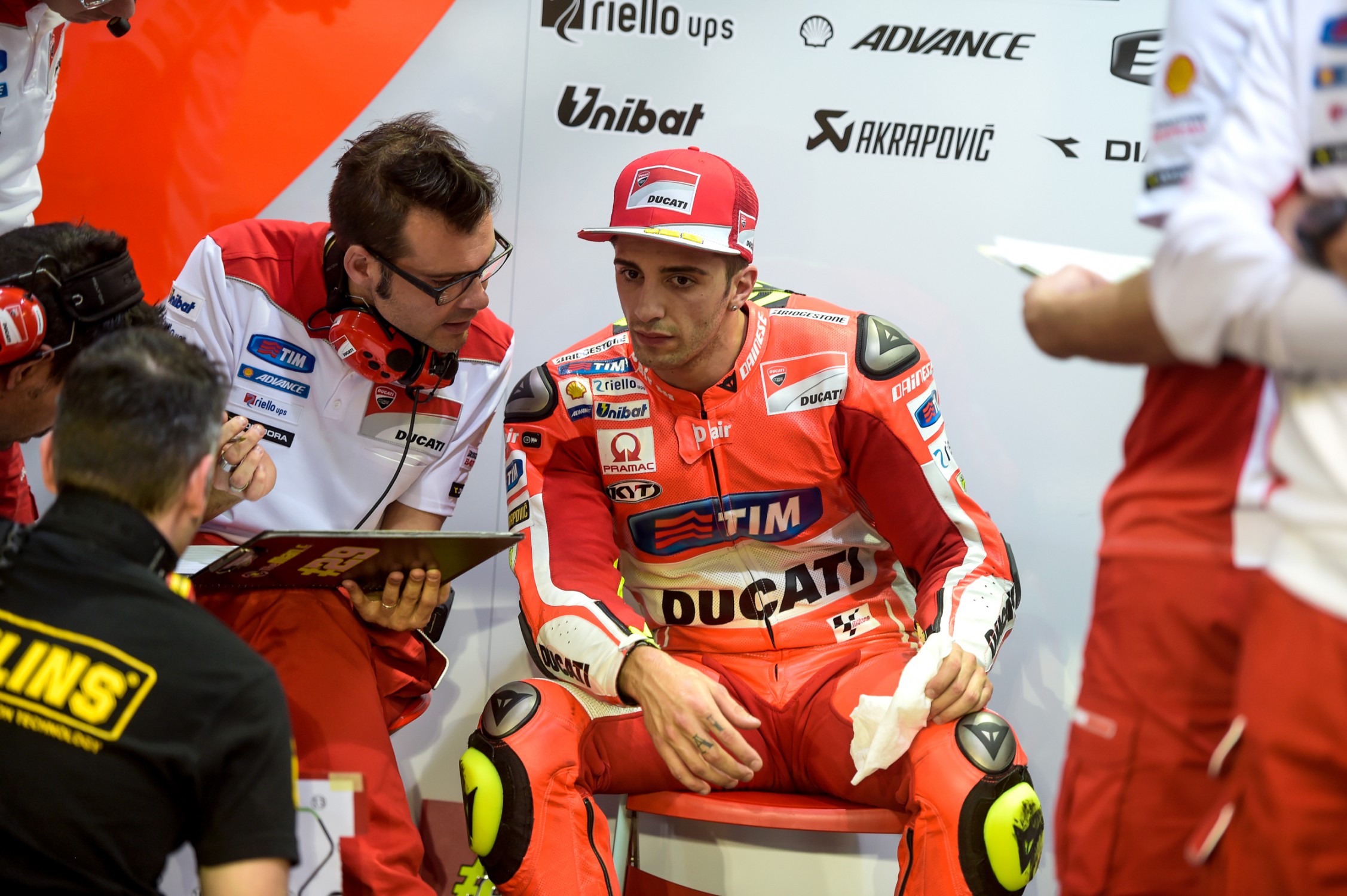 Ungkapan Maaf Rider Ducati Kepada Valentino Rossi