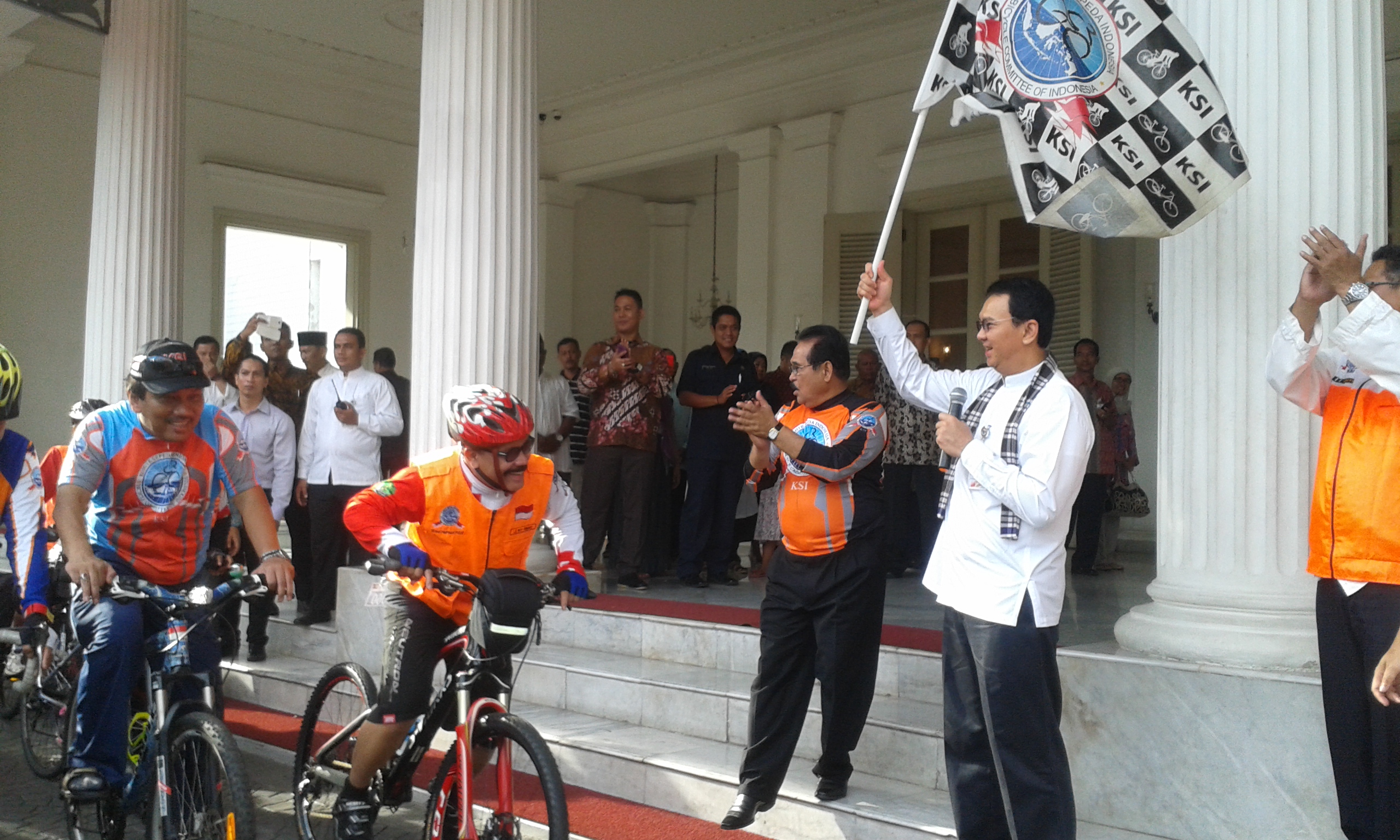 Ahok Ingin Jadikan Jakarta seperti Pulau di Jepang