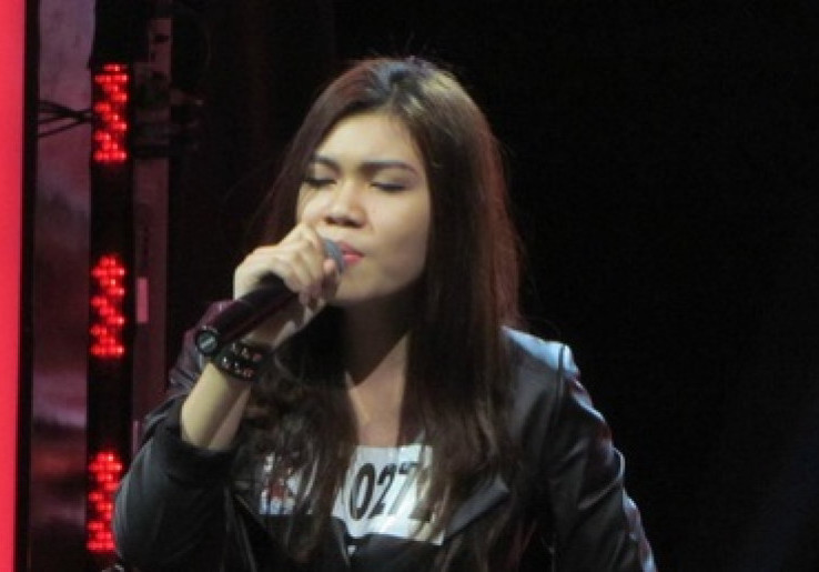Shella Ikhfa, Mahasiswa Hukum Curi Hati 4 Juri  X Factor Indonesia 2015