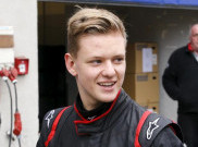 Anak Michael Schumacher Lakoni Debut di Formula 4