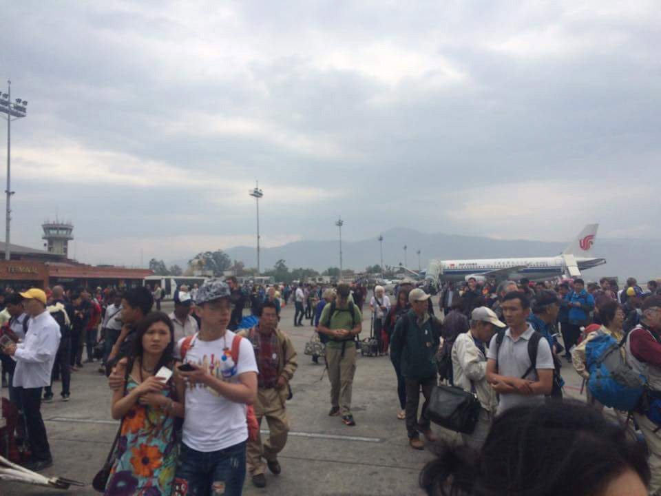 Gempa Nepal Sebabkan Gunung Everest Longsor