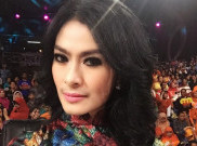 Iis Dahlia Tengah Garap Video Klip ‘Cinta Apalah Apalah’