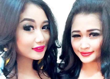 Heboh Duo Srigala Asuransikan Payudara