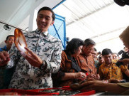 Diserang Jokowi, Ibas Bela Bapaknya