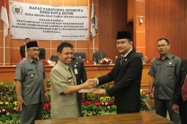 DPRD Depok Terima LKPJ Wali Kota Tahun 2014