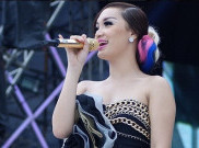 Zaskia Gotik: Payudara Tak Perlu di Asuransi