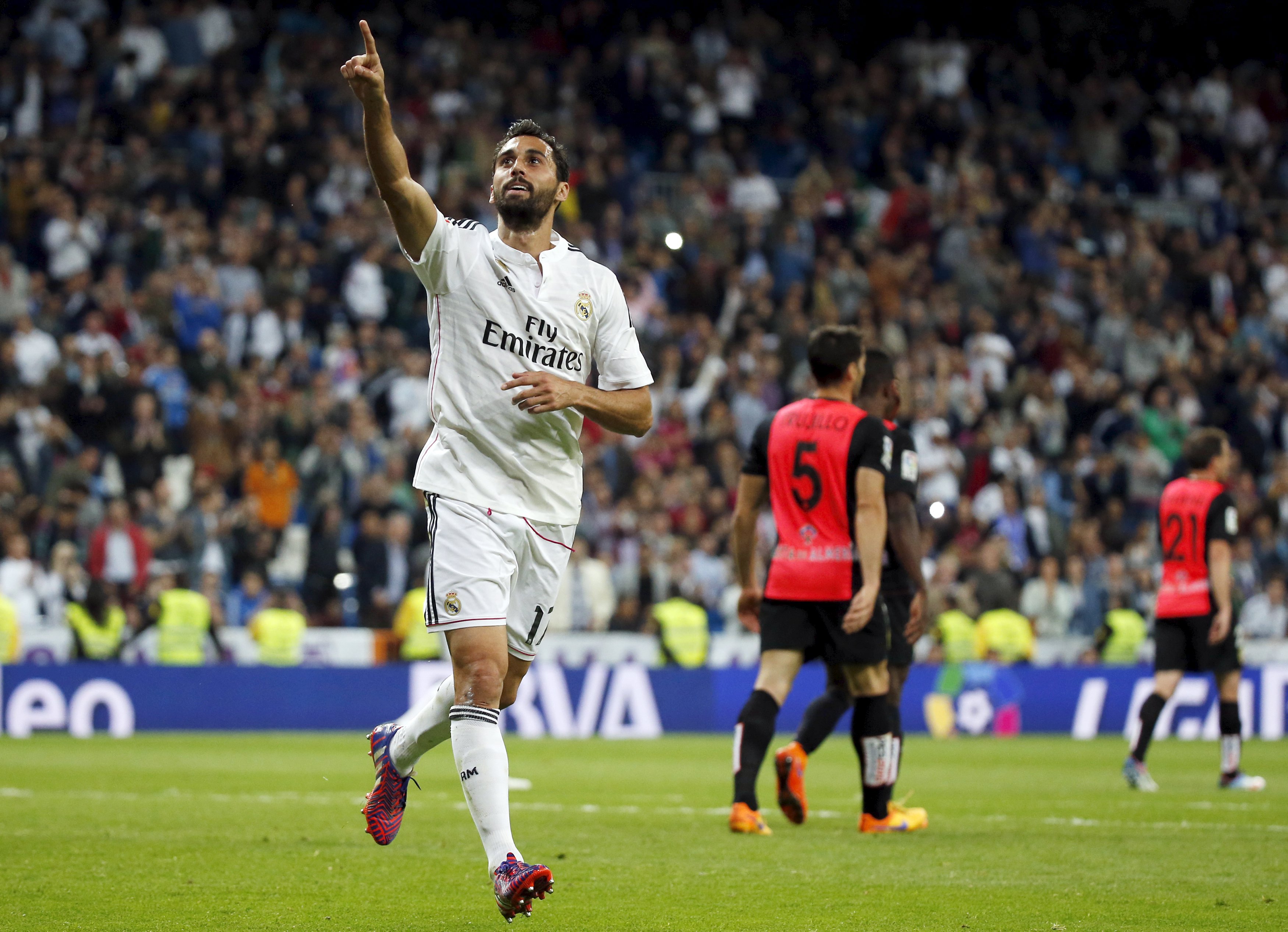 Real Madrid Pertahankan Rekor Atas Almeria