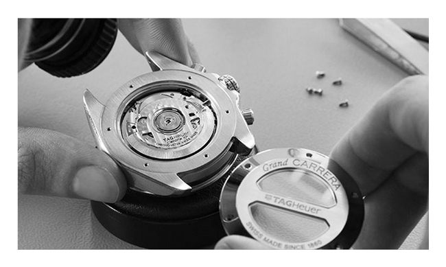 Tag Heuer akan Pasarkan 1.400 Android Wear Besutannya