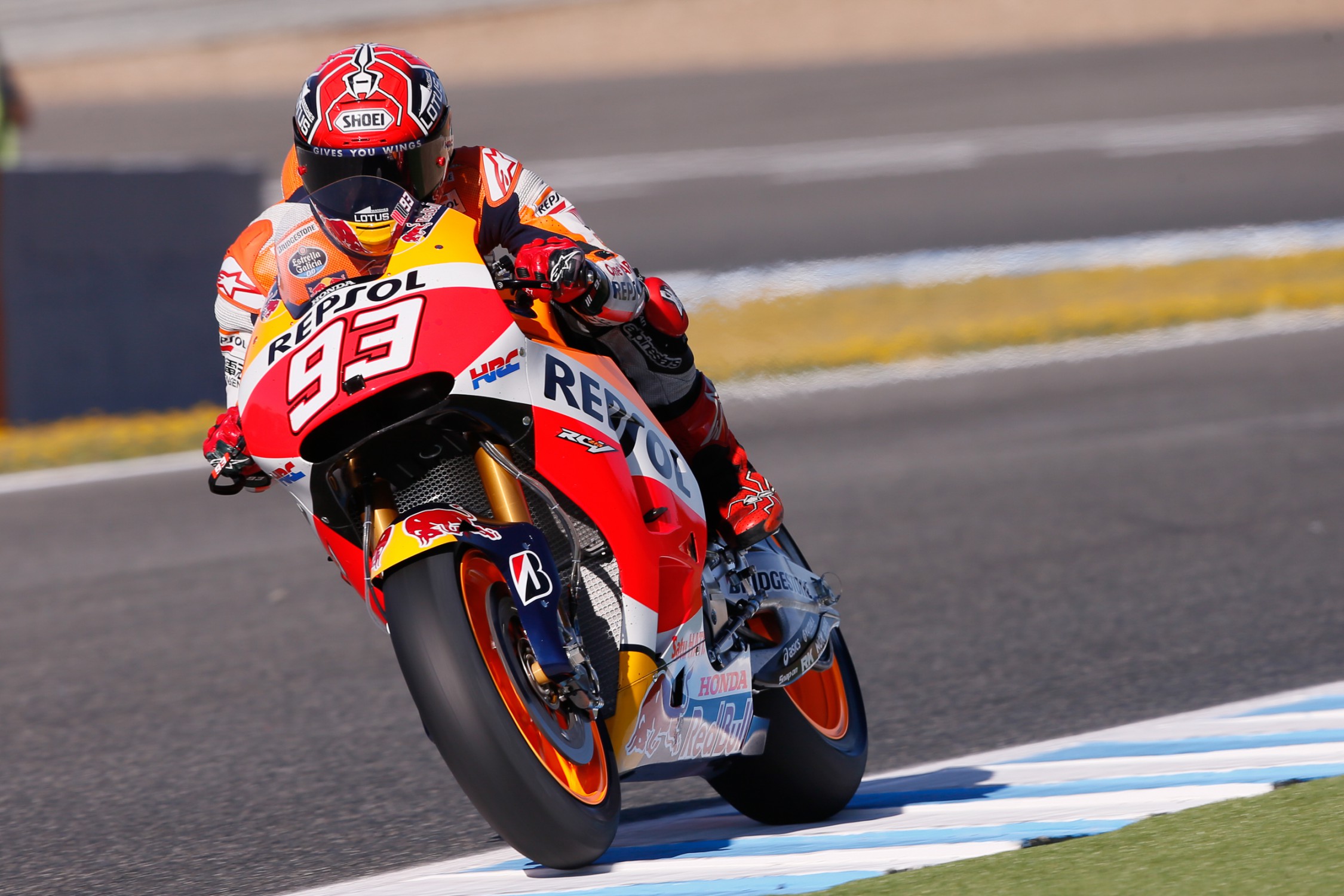 Tertinggal dari Valentino Rossi, Marc Marquez Kalem
