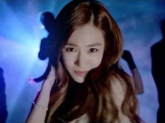 Foto Bersama Artis YG Entertainment, Tiffany Tuai Protes Fans SNSD