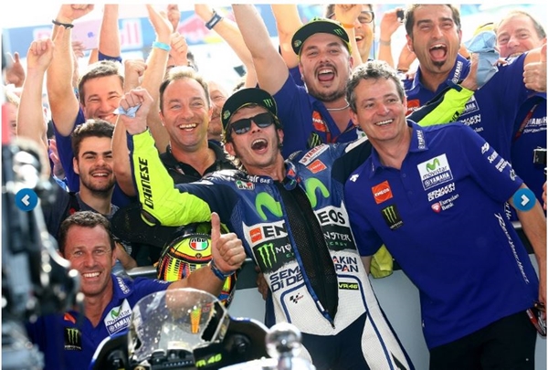 Valentino Rossi Batal Buru Marc Marquez