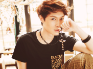 Lay EXO Jadi Donatur Tetap di Sekolahnya