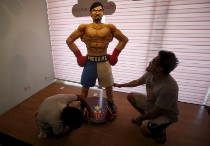Warga Filipina Buat Kue Berbentuk Manny Pacquiao