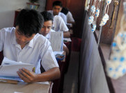 Pelaksanaan UN SMPN 49 Dipantau CCTV
