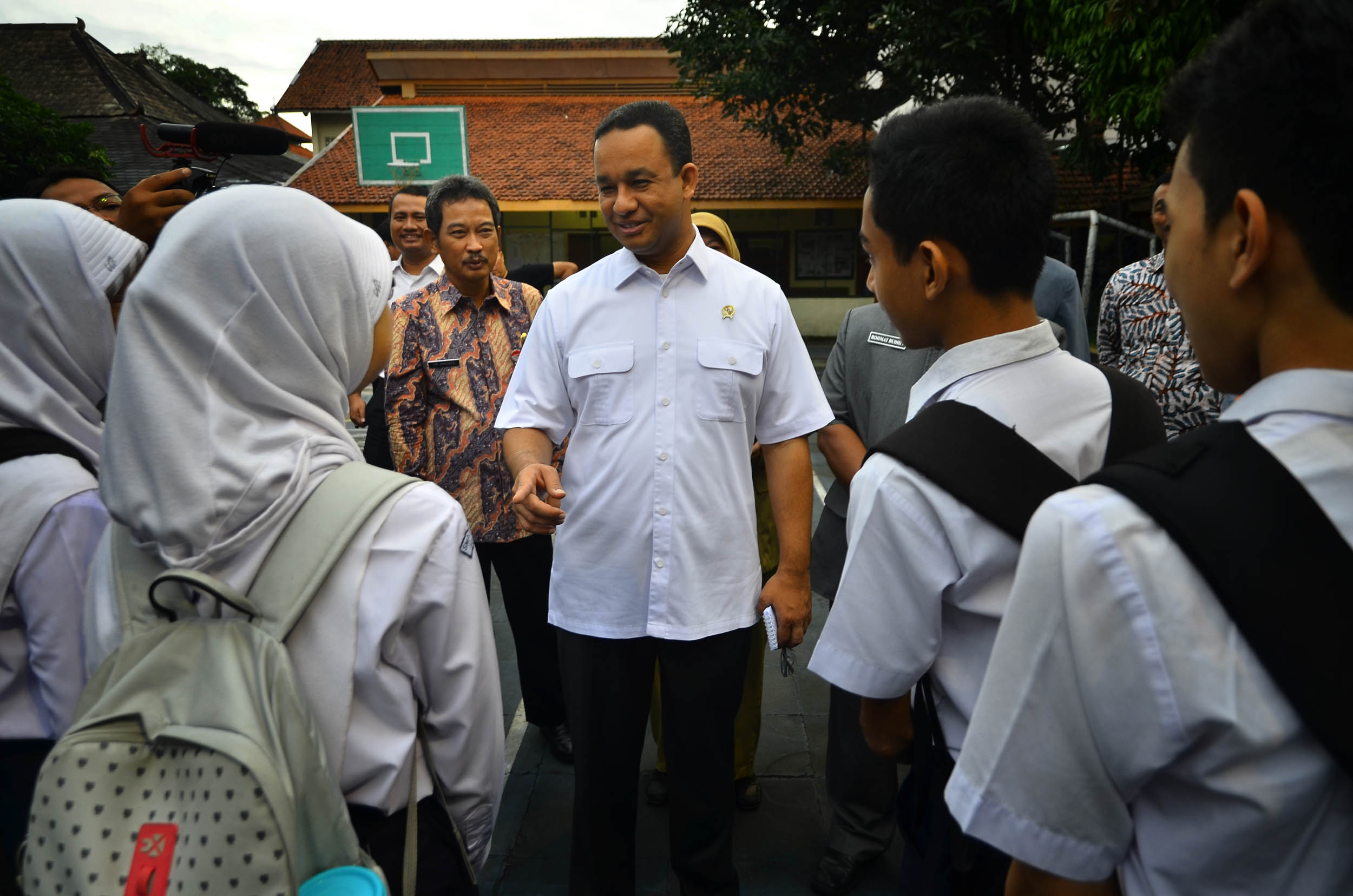 Pemerintah Perkuat Penggunaan Teknologi di Sekolah