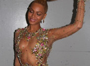 Beyonce Nyaris Bugil di Met Gala 2015