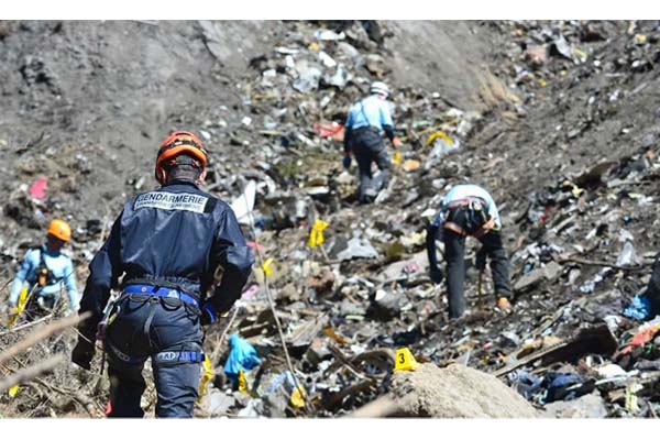 Sebelum Kecelakaan, Menara Pengawas 11 Kali Hubungi Pesawat Germanwings