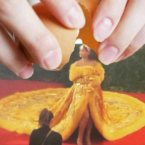 Meme Kocak Gaun Rihanna di Met Gala 2015