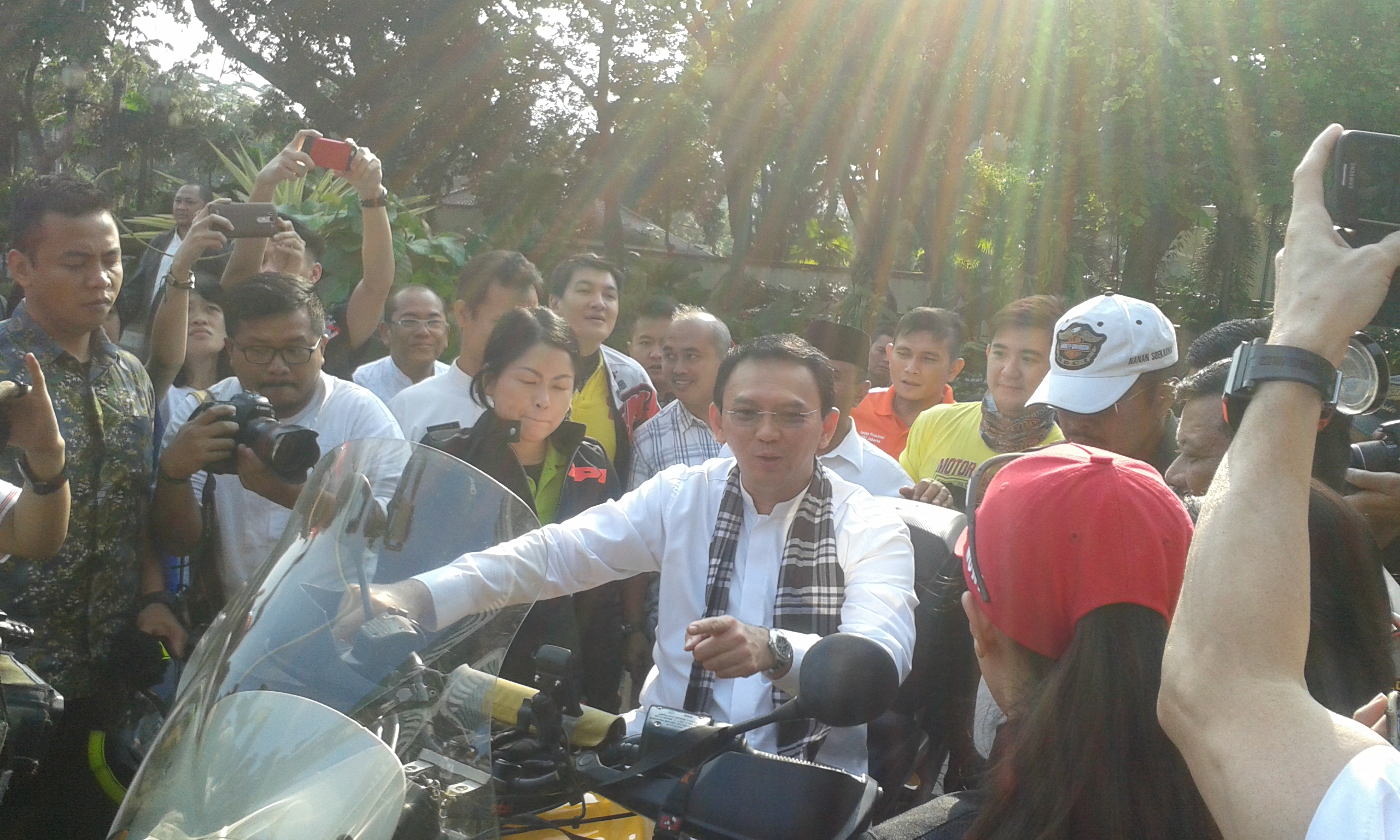PDIP Sebut Ahok Jauh Dari Wong Cilik