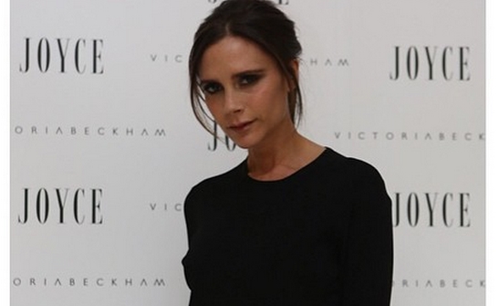 Bergaya Sporty, Victoria dan Harper Beckham Tetap Tampil ‘Girly’