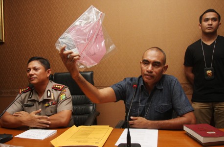 Gerombolan Jubah Hitam Dibekuk Polres Jakarta Selatan