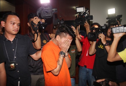 Mucikari Penjual Artis AA Masih Ditahan Sementara
